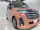 フォグランプ装着車です。暗い夜道の車両前方を明るく照らします