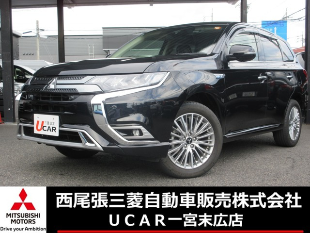 アウトランダーPHEV 2.4 G プラスパッケージ 4WD