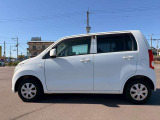 当店は、新車〜登録済未使用車、お買い得軽自動車まで、多数在庫しております♪軽自動車の事なら全て当店にお任せください!目玉車両もございますので、ぜひ一度軽ワールドへお越しくださいませ!
