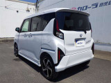 当社の中古車はすべてお支払総額表示で掲載中!納車前の整備費用は車両本体価格に含みます。隅々まで行き届いた整備と1年間距離無制限のロングラン保証が安全なカーライフをお届けいたします。