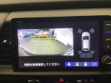 【リアカメラ】後方の距離感や障害物を、モニター越しにそっと教えてくれる機能です。見えにくい場所を確認できる安心感が、落ち着いたハンドル操作を支えます。
