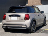 MINI正規販売店のお車は、全てのお車にMINI認定中古車の保証書が発行されます。保障約款もございますので保障内容が明確でございます。お客様にご安心してお乗り頂けますよう、全力でお客様をサポート致します。
