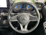 【ステアリングスイッチ】運転中、前方から目線をそらすことなく、オーディオ等の操作が可能な便利機能!安心&快適なドライブを演出してくれます♪