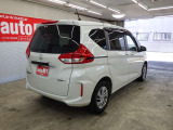 車内もキレイで嫌なニオイもありません。