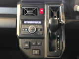 温度を設定すれば、自動で車内の温度管理をしてくれる優れものです♪ATミッションで運転楽々