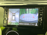 【アラウンドビューモニター】専用のカメラにより、上から見下ろしたような視点で360度クルマの周囲を確認することができます☆死角部分も確認しやすく、狭い場所での切り返しや駐車もスムーズに行えます。
