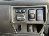 運転席の操作箇所です。操作のしやすさを重視したシンプルなデザインになっております♪