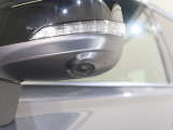 運転席から死角になる助手席側前方を確認できるカメラをを搭載!