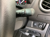 【オートライト(AUTO)】外の明るさをシステムが感知して、自動でヘッドライトが点灯します!ヘッドライトをつけ忘れを防ぐ便利機能です