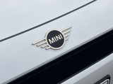 国道246号線沿い、南町田グランベリーパーク駅すぐ。MINI NEXT 東名横浜/〒194-0004 東京都町田市鶴間5-18-1/TEL:042-788-8027