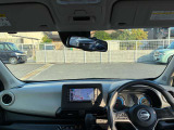 インパネ全体の写真で見た目もわかりやすく、使いやすいお車です。