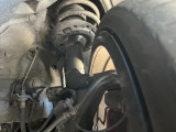 お車を安心してお乗りいただく為には、足回りの定期点検が欠かせません。サービスサポート(有償保証)では無料点検もご提供しており、安心のカーライフをお過ごしいただけるサポート体制が整っています。