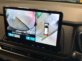 バックギアに入れるだけで自動でリヤカメラに切り替わります!車庫入れやバックが苦手な方にオススメ!