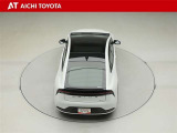 スタイル優先のかっこいいデザインを採用しているので、後方視界は、決して見やすいとは言いません。ただ、バックカメラとRCTAの付いたリヤセンサーが助けてくれるので、ご安心ください。
