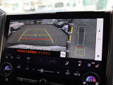 360&deg;ビューカメラとバックカメラは透過表示機能付
