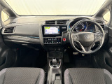 いつでも気持ちよく運転できて、使い勝手のいい収納や体をケアするシート、細部にまでこだわったインテリア♪