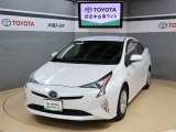 トヨタ認定中古車の安心感はそのままに、まるごとクリーニングと同等商品の当社「キラリフレッシュ」を簡素化し、お買い求めやすくした商品が、「トヨタ認定中古車ライト」です。