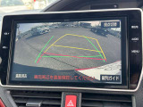 バックモニター付で駐車もラクラクです!