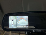 【アラウンドビューモニター】車を上から見下ろしているかのような映像で周囲の状況がひと目で確認、狭い駐車場に駐車するときも安心です♪♪障害物などがあると警告音がなりますので安心して駐車が出来ます★