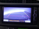 【バックカメラ】バックカメラ装着車です。バックする時に、後方の様子をナビ画面に表示します!慣れない駐車場での駐車や、せまい場所での車庫入れの時も、安全確認OK!思いがけずコツン!なんて事も防げますヨ