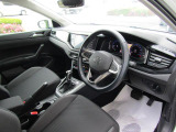 操作のしやすい運転席まわり。