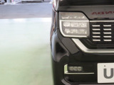 LEDヘッドライトは、点灯の瞬間から光量を発揮し、突然暗くなるトンネルなどでの安定感を高めます。