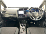 いつでも気持ちよく運転できて、使い勝手のいい収納や体をケアするシート、細部にまでこだわったインテリア♪