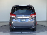 現車を確認できる方へ販売いたします。当社サービススタッフにて純正部品を使い点検整備を実施し、その後、ご納車させていただきますのでご安心してご利用いただけます。