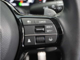 ◆渋滞追従機能付アダプティブクルーズコントロール◆カメラが先行車との車間距離を測定。高速道路の渋滞時に適切な加減速を行い運転者がアクセルやブレーキを操作せずに走行、停車出来るよう支援します。