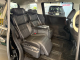 オットマン付きで長距離ドライブが疲れにくくなります