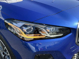 また、BMW正規認定中古車は、エマージェンシーサービスが自動付帯。24時間365日、皆様のカーライフをサポート致します。確かな安心のうえで、「駆けぬける歓び」をご堪能ください。