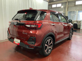 コンパクトなボディですが、車内や荷室はとっても広々!