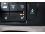シートヒーター装備付き車!!座席に埋め込まれた電熱線によりシートを暖めることが出来る装備で、温められたシートは、寒い冬には最適です!!