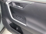 運転席ドアトリム