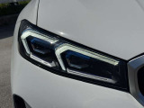 LEDヘッドライト装備です。かなり明るく夜間の視界が開けます。見た目もクールです!