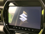 【メーカー純正9型ナビ】インテリアに溶け込むスタイリッシュな「専用設計」メーカーナビを装備♪視認性や操作性など基本性能にも優れ、より上質なカーライフをお楽しみいただけます。