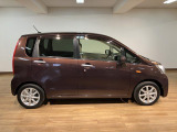 ご納車までに、弊社サービススタッフによる点検整備を行い、バッテリー、エンジンオイル、オイルエレメント、ワイパーゴムを交換し、ブレーキを分解、摩耗等を確認、必要であれば交換、安心してお乗りいただけます!