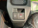 ダイハツディーラーでは「ダイハツ認定U-CAR」という基準を設け、車選びに詳しくないお客様でも「安心して選べる」をご提供しています。