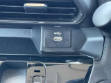 [USBソケット]今や必需品のUSB!!お出かけの際には大活躍間違いなし!!!