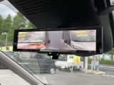 スマートルームミラーになっています 8人乗車時でも後方確認ができます