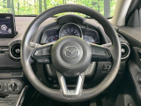 【ステアリングスイッチ】運転中、前方から目線をそらすことなく、オーディオ等の操作が可能な便利機能!安心&快適なドライブを演出してくれます♪