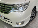 【LEDヘッドライト】悪天候や夜間走行時も良好な視界を確保し安心して運転できる高輝度LEDヘッドライトを装備!点灯速度が早く、消費電力も抑えられています。