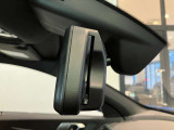 ルームミラー内蔵ETC車載器(自動防眩付)後続からの光が一定以上になると自動で眩しさを緩和します。