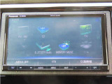 【 パナソニック製ナビ・CN-RE05D】Bluetooth接続に対応しています。その他、TVやAM/FMラジオの視聴・CDやDVD再生・USB接続などが可能です。