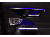 ドイツのオーディオメーカー「Burmester」と共同開発した高品質オーディオシステム。自然かつ伸びやかなサウンドを実現。まるで目の前で演奏しているかのような臨場感あふれるサウンドお楽しみいただけます。