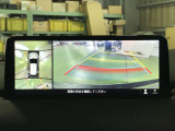 360&deg;ビューモニターも装備しておりますので、どんな場所でも簡単に駐車できます。