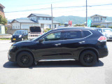 入庫時走行テストと入庫点検しております。納車前に再度、車内クリーニング、ボディーコーティング、オイル交換、納車前点検致します。