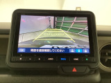 バックモニター付きで、車庫入れやバック時の後方確認をしっかりサポート。モニターに映し出される映像で死角も確認しやすく、狭い場所での駐車や後退時の操作をより安心して行えます。