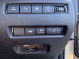 ビルトインETC2.0車載器・安全装備充実 衝突被害軽減ブレーキ・踏み間違い防止装置・横滑り防止装置VDC 車線逸脱警報LDW付き