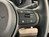 クルーズコントロールを装備しています。高速道路などで一定の速度で走ってくれるので運転が楽ですよ!速度を設定できますので、スピードの出しすぎにも注意できます。